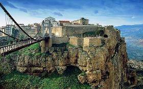 أحد جسور قسنطينة الجزائر